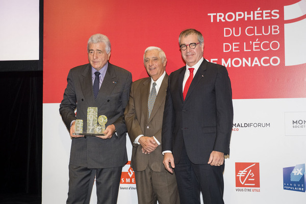 Trophée Manager de l'année : CEtienne FRANZI président de la CMB et Robert LAURE président de la CMG remis par Jacques BOISSON, Secrétaire d’Etat, Représentant S.A.S. le Prince Albert II.